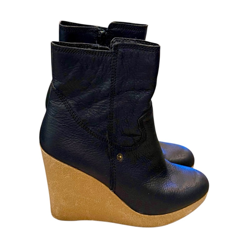 Ciao Bella Black Leather Wedge Boots Size 9 | Fall Winter Classic